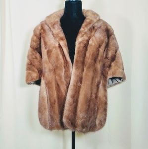 Gorgeous vintage fur stole!